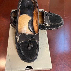 Born Suede Black Leather Ladies Loafers - Sz 7W